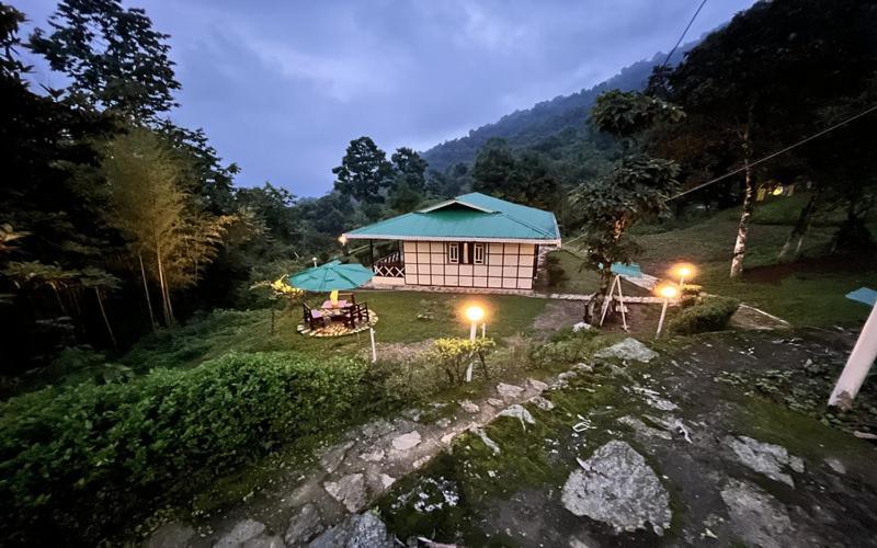 The Nettle And Fern Farmstay Pelling Exterior foto