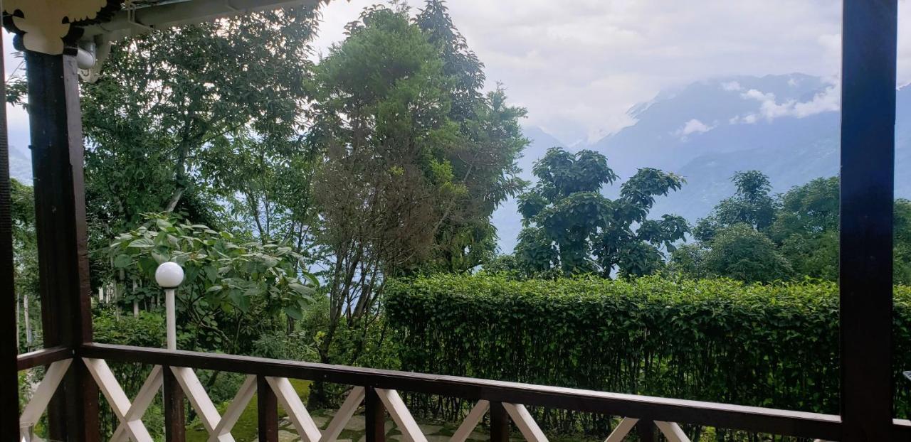 The Nettle And Fern Farmstay Pelling Exterior foto